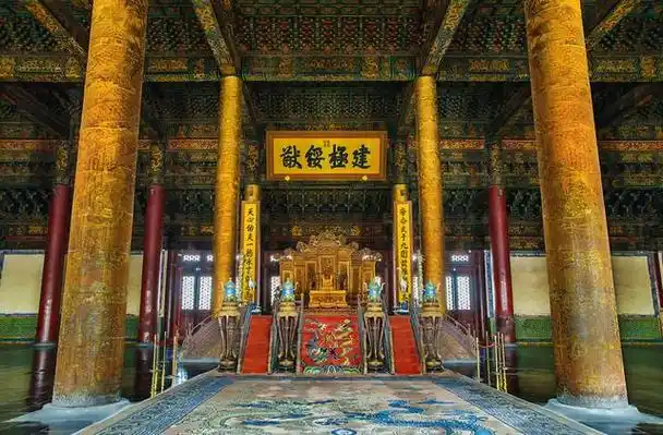 去故宫太和殿找寻"龙"的踪迹