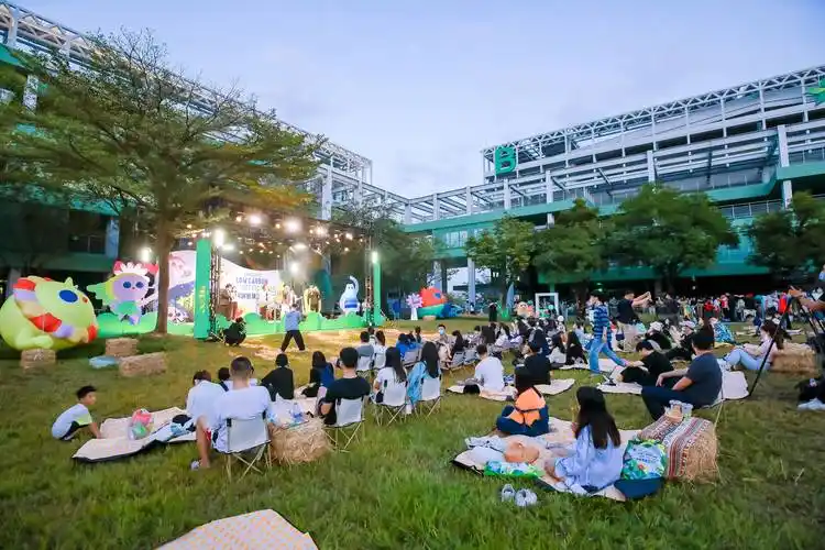 深圳龙岗区"三十而立":工业强区打造美好生活"新ip"