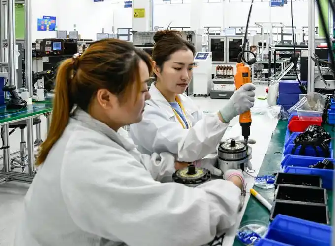 拜个工人当师傅|机械装配工:不仅快工出细活,一年还给出多种技术改善