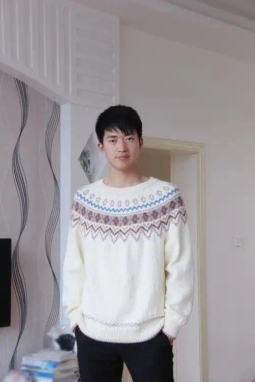 202013期周热门编织作品春暖花开织女最爱织的毛衣10款