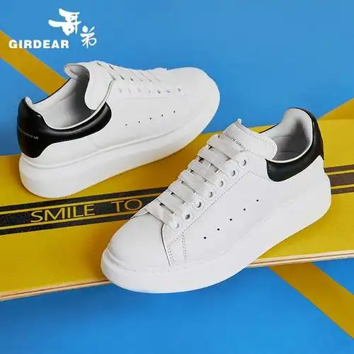 哥弟女鞋 圆头牛皮双色厚底休闲小白鞋910202