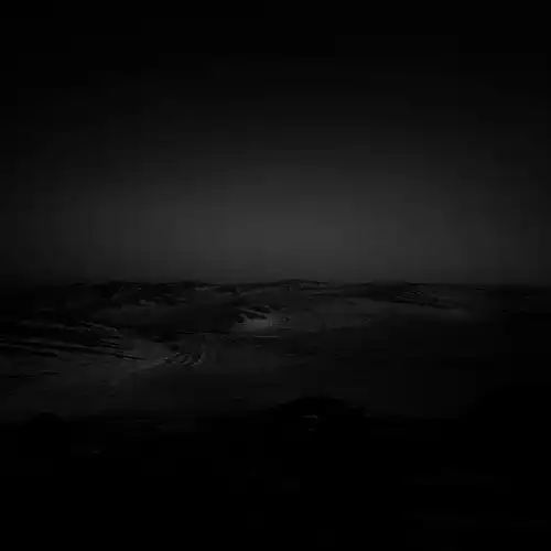 黑夜给了我黑色的眼睛