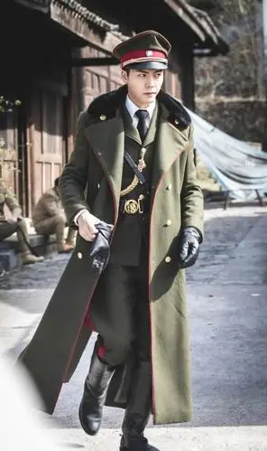 陈伟霆 张启山 英姿飒爽