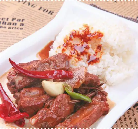 红烧排骨盖饭_挂云帆