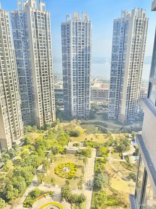 珠海房产网>珠海二手房>金湾二手房>航空新城二手房>保利香槟国际>