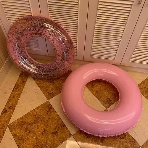 金粉圆泳圈粉色圆形救生圈ins亮片粉色透明游泳圈加厚水泡腋下圈