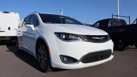 2020款克莱斯勒大捷龙实拍