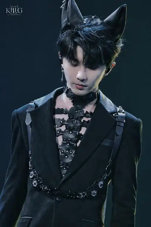 马嘉祺叁重楼暨出道四周年演唱会##马嘉祺 廿一幕启循光赴盛景##饺照