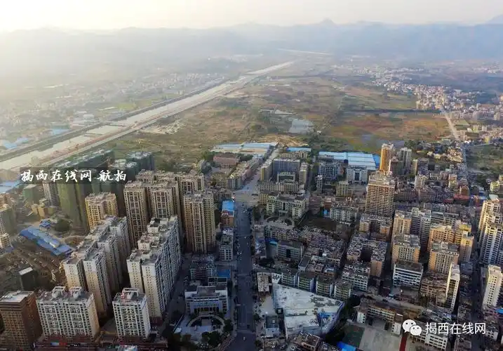 航拍高楼崛起的揭西县城看到你家了没
