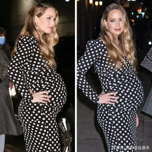 好莱坞明星孕妇装蕾哈娜大冷天露肚子老外孕妇太生猛