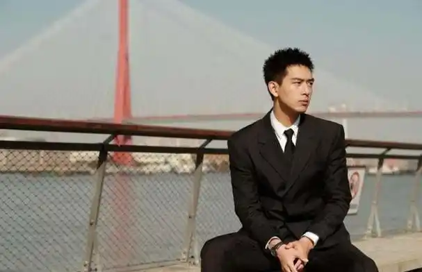 一瘦就变帅这十位男星减肥成功个个颜值回春让人直呼不敢认