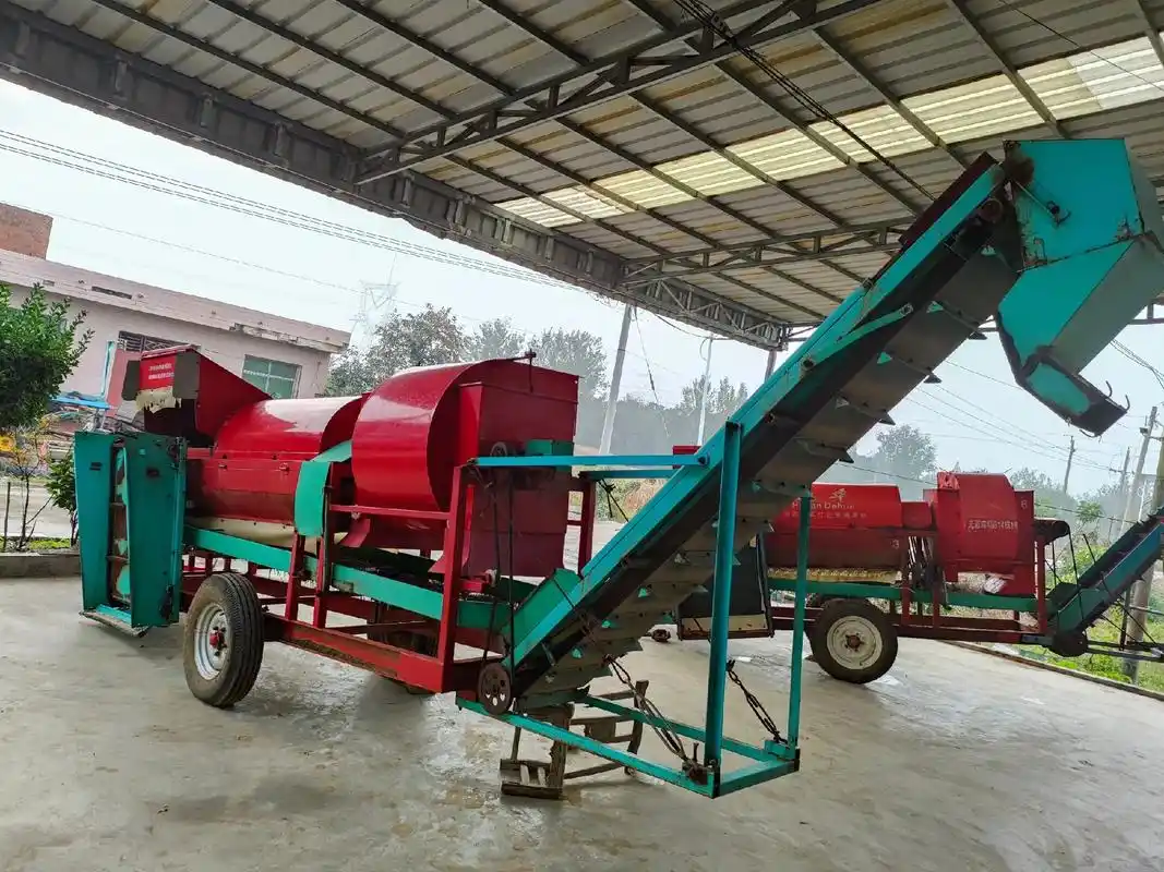 抢到就是机会!九成新可以进地的花生摘果机!新机 - 抖音