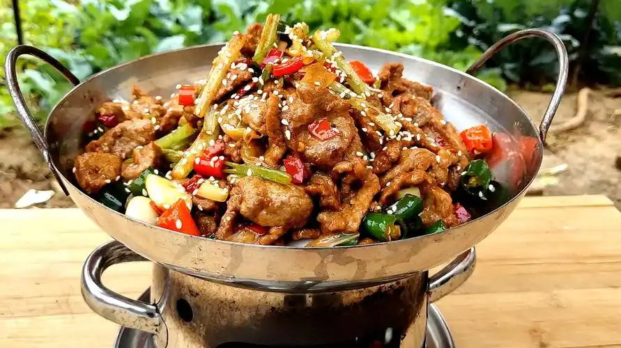 怎样做干锅牛肉椒盐海鲜菇咖喱鸡肉等超美味的热菜