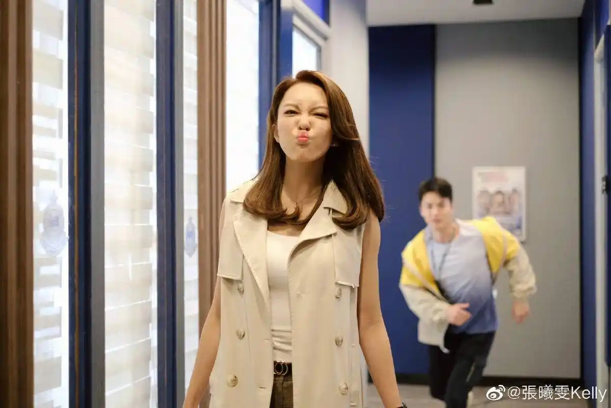 tvb新剧《木棘证人》为台庆预热,没想到罗仲谦风头被男二抢了