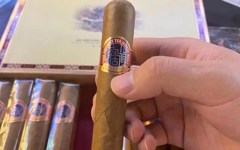 国产雪茄#王冠茶马古道