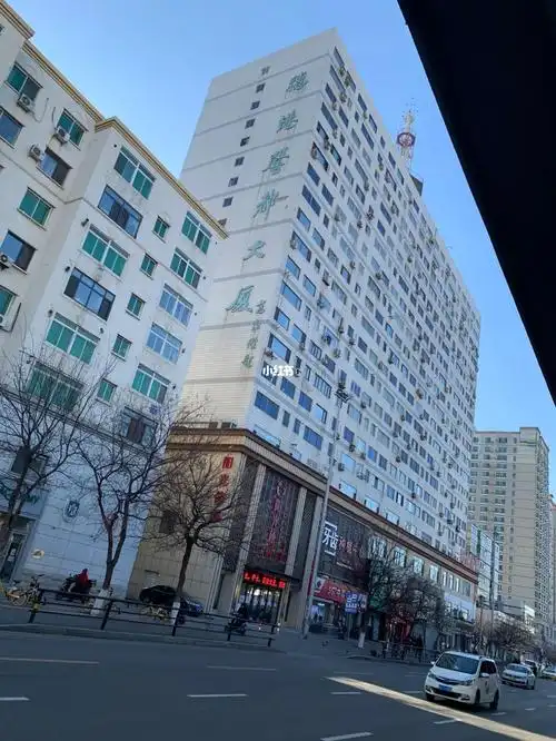 地理位置:皇姑区北行商圈,楼下即是长江街地铁口,一环旁,邻近辽大科技