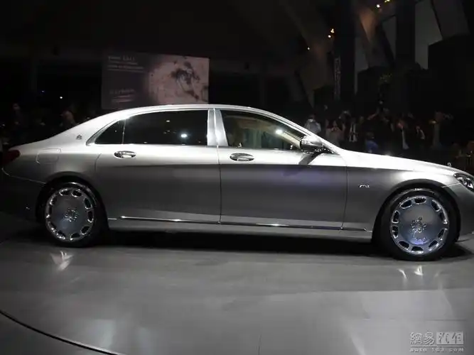 迈巴赫s级 售143.8-288.8万