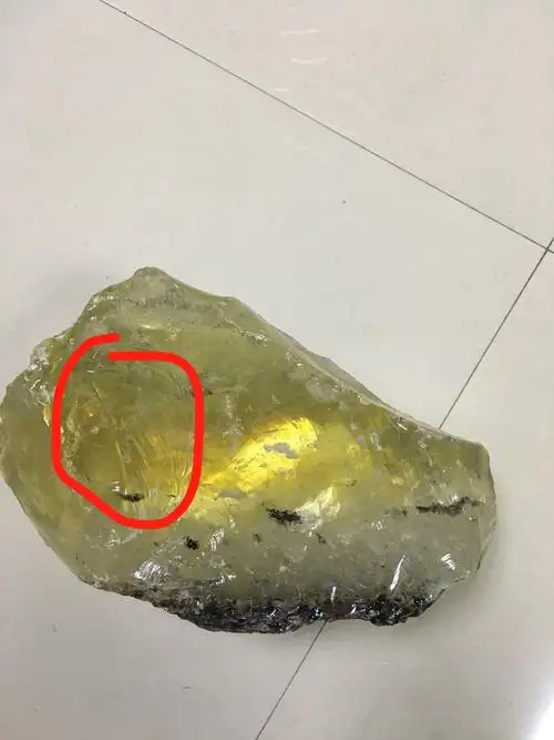 石英最简便的鉴定特征是贝壳状断口.