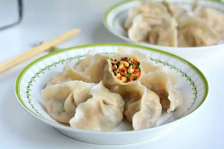 最近蔬菜有点儿小贵试试素三鲜饺子换着花样天天吃不腻