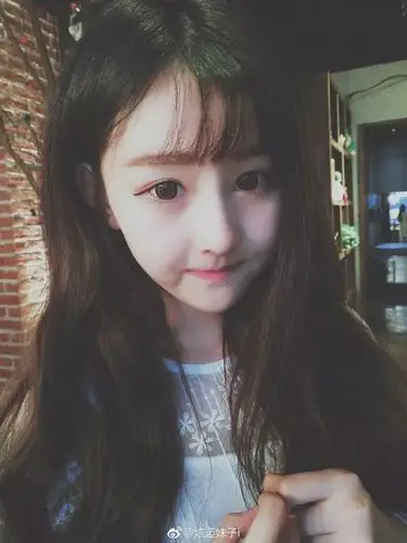 大家还记得快手网红炫迈妹儿么?