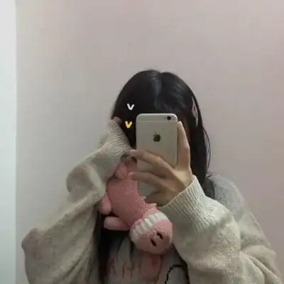 拿手机遮住脸qq女头像