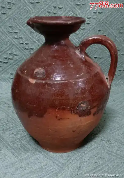 一把年份老酒壶上百年了