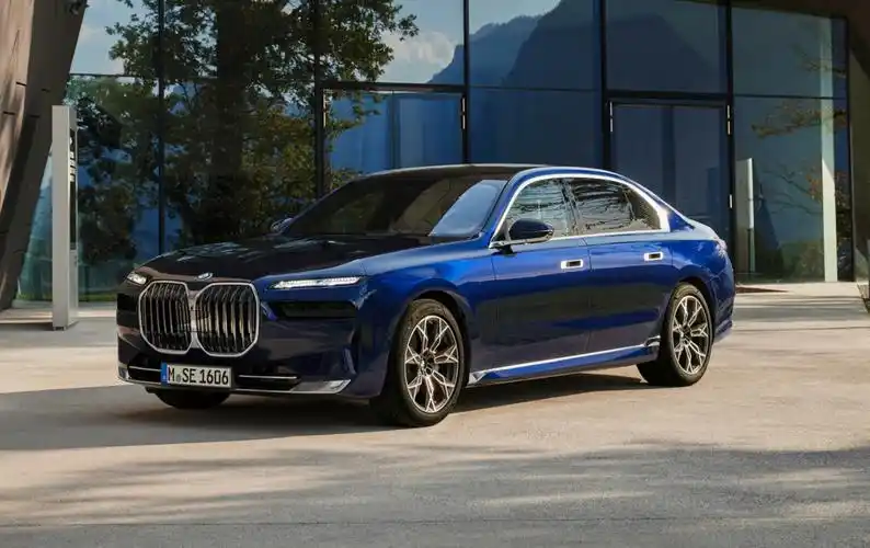 因前排座椅焊接不牢,宝马召回247台进口7系