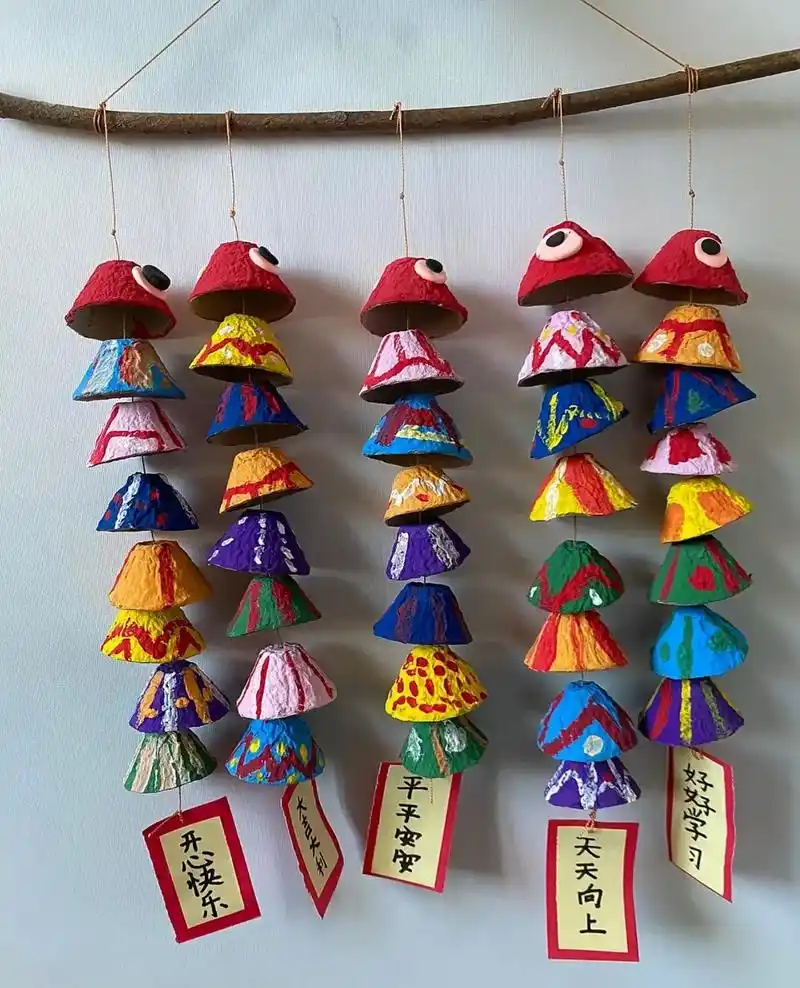 鸡蛋托制作的年年有鱼吊饰也太好看了#幼儿园 #环境创设  # - 抖音