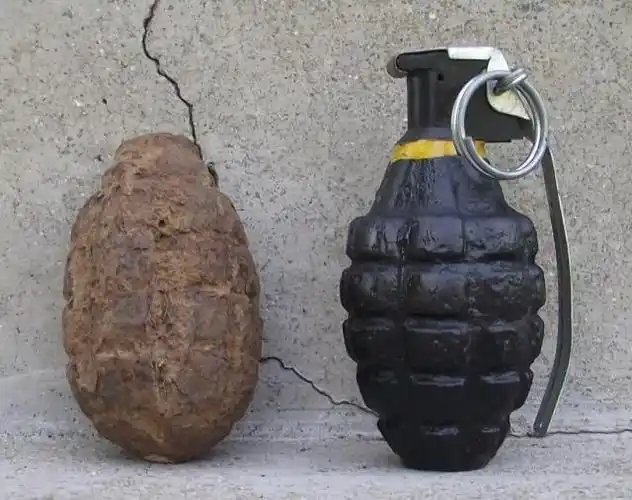二战谁家的手榴弹最强日本香瓜手雷扔之前要先砸一下