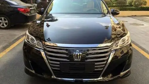 丰田2021款皇冠杀回来了比奥迪a6还漂亮22万看懵迈腾帕萨特