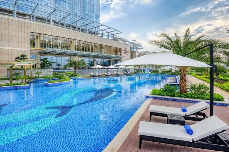 颠簸了一个半小时终于到达涠洲岛的日冉东方外琨塔酒店.