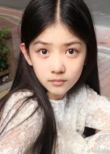 赵蕴卓# 用惯了苹果手机,清晰度我喜欢,放多大都看得清楚,第一张原片