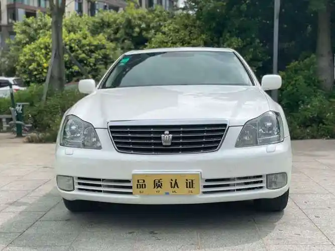 丰田 皇冠  2005款 3.0l royal saloon图片