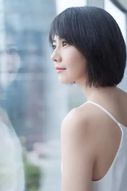 20年后再剪短发的高圆圆,竟被直男高呼找回"初恋脸"!