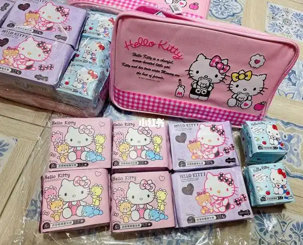 好可爱哒hellokitty卫生巾