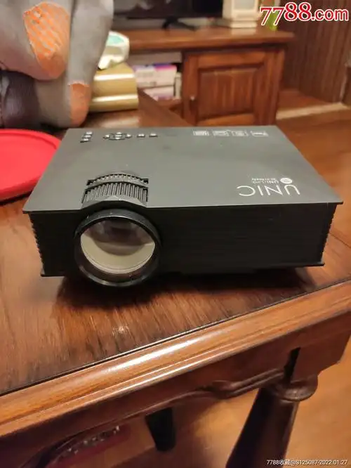 优丽可led投影机_投影仪_老周收藏店【7788收藏__收藏热线】