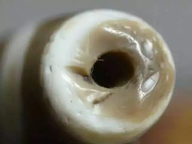 古代天珠孔道不可仿造的原始态