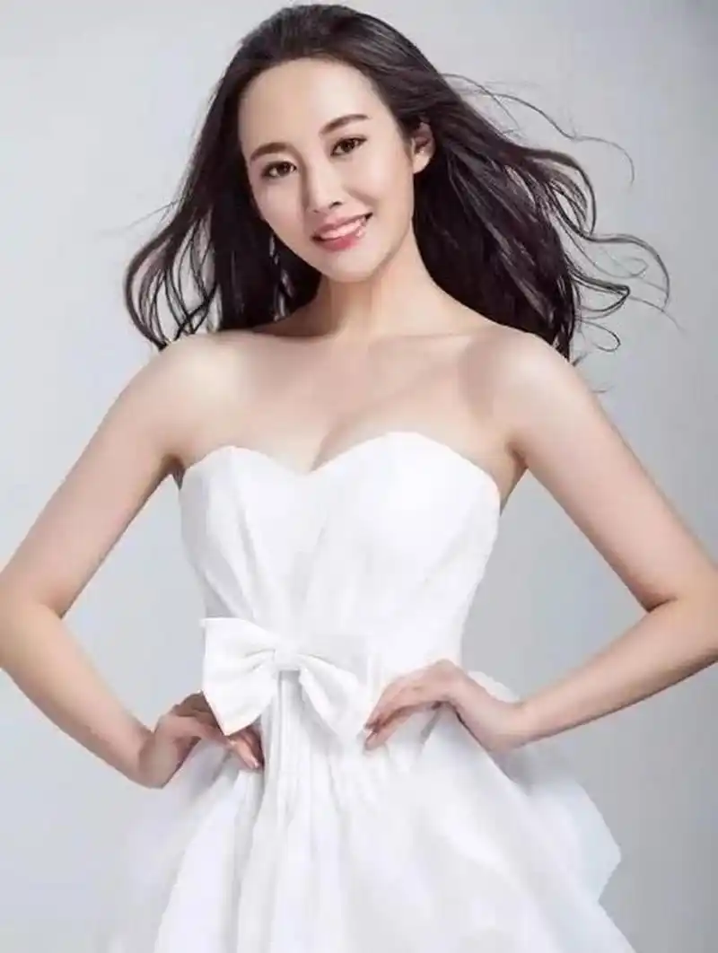 美女图片～李纯