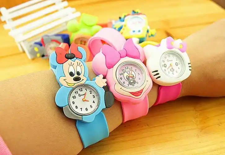 2013年最新卡通儿童手表 美羊羊,超人,白雪公主,海棉宝宝手表