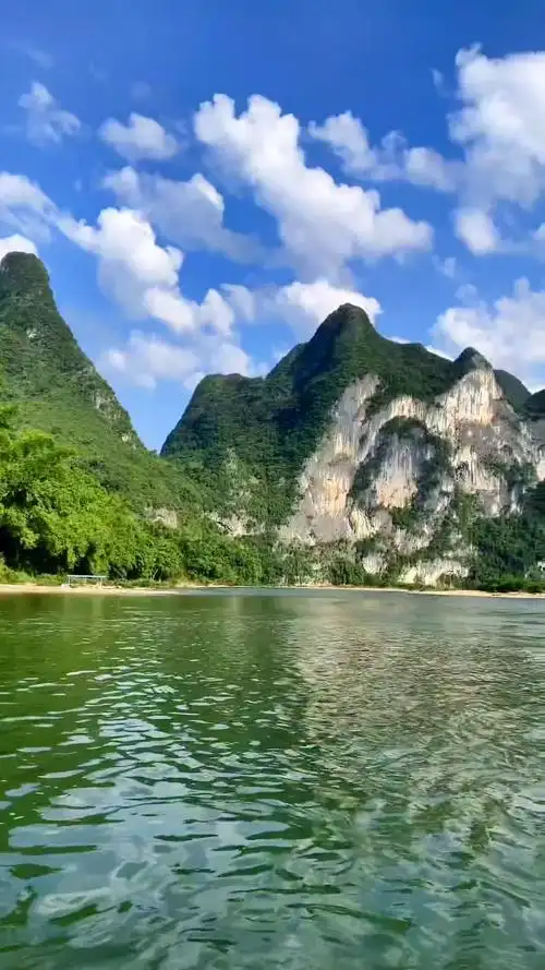 传说中的漓江九马画山