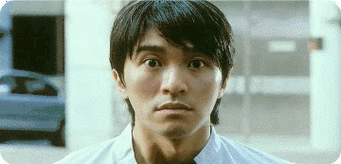 我看着那个一脸倦容的星爷,和《逃学威龙》,《九品芝麻官》里面年轻而