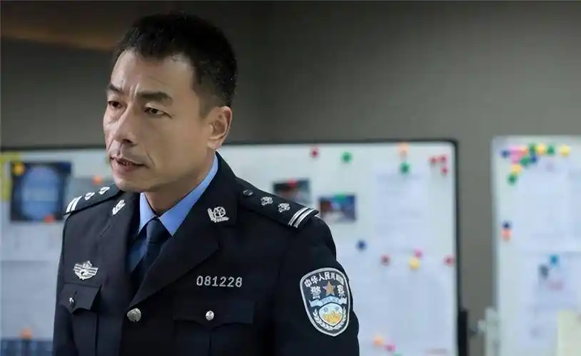 王挺做演员,是纯属意外.