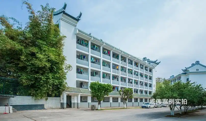 广东梅州梅县区华侨中学华立智能电表应用案例