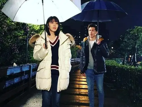 ▼韩瑜跟黄少祺在《金家好媳妇》上演虐恋.(图/翻摄韩瑜脸书)