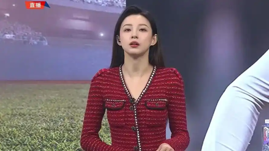 【马凡舒】2024年第一期天下足球,凡凡好漂亮