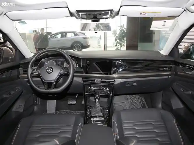 爱卡首页 汽车图片 大众 帕萨特 2021款330tsi 精英版  2021款帕萨特