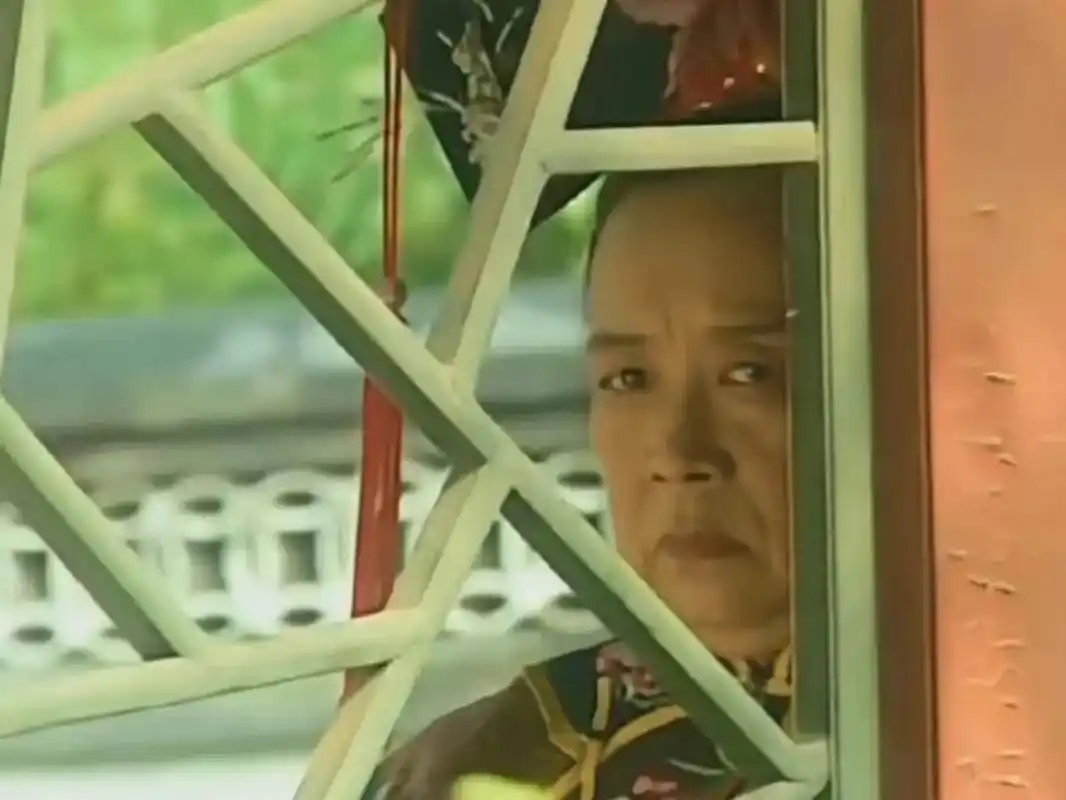 经典剧照.#还珠格格#容嬷嬷#恭王府打卡 - 抖音