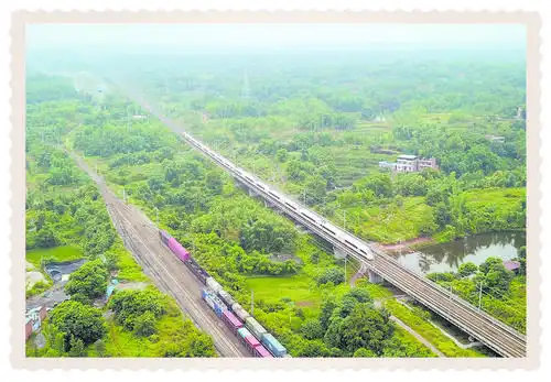 四向拓展,成都铁路大通道建设全面提速 成南达万高铁年底前开工