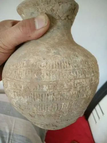 这种瓦罐有收藏价值吗?大概多少钱一个?