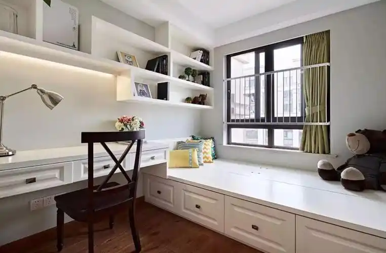 小卧室怎么做书桌柜做成这样不占空间还可以当书房用